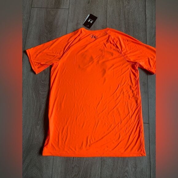 Under Armour tech big logo graphic shirt - Picture 2 of 3